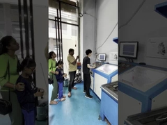 Các gia đình đến từ Sri Lanka học cách hợp tác