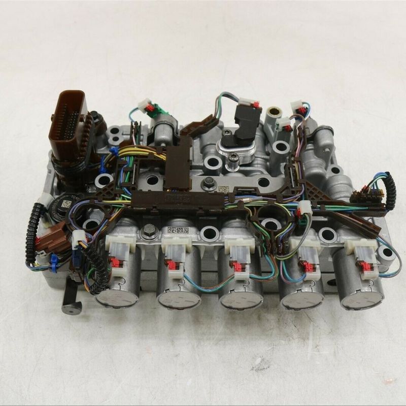 7KG Ford Escape EDGE Transmission Part 8F24 8F35 Valve Body Assembly với tiêu thụ